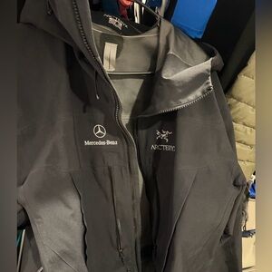 Arc'teryx Alpha SV sz XL Performance Jacket
